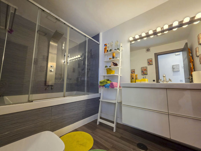 Image No.8-Propriété de 1 chambre à vendre à Casares