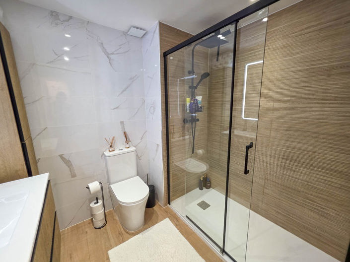 Image No.29-2 Bed Duplex for sale