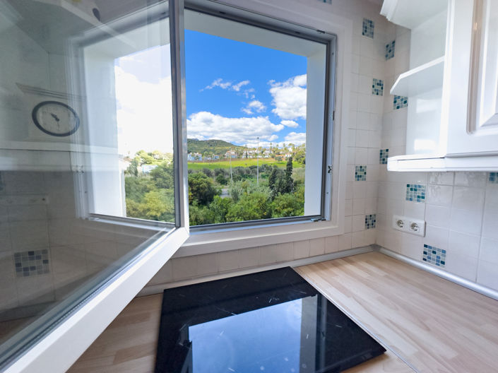 Image No.6-2 Bed Property for sale