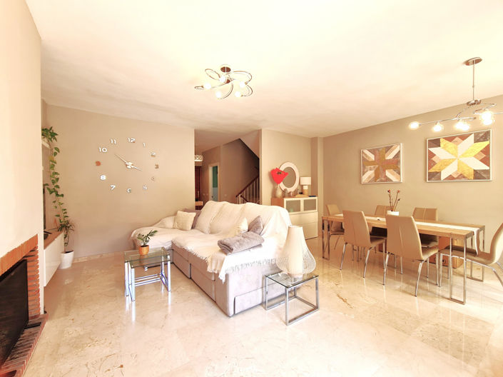 Image No.11-3 Bed Townhouse for sale