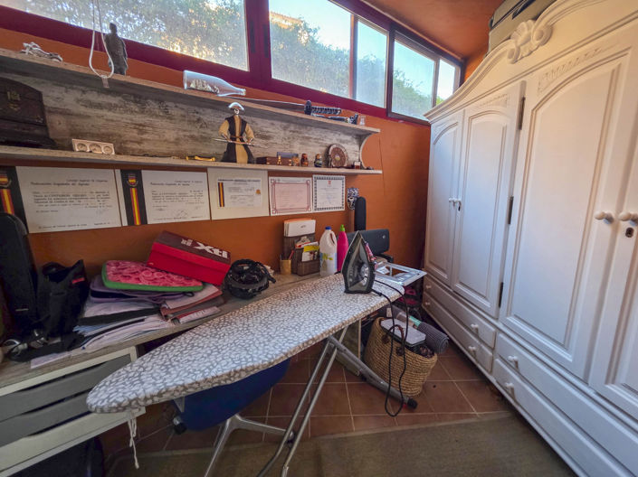 Image No.15-3 Bed Property for sale