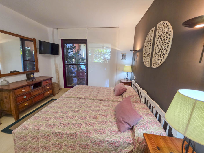 Image No.45-3 Bed Property for sale