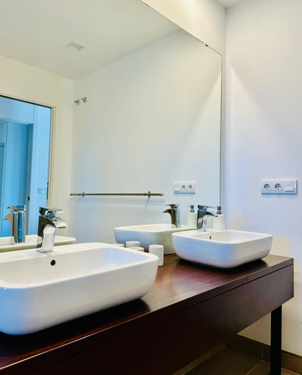 Image No.8-3 Bed Apartment for sale