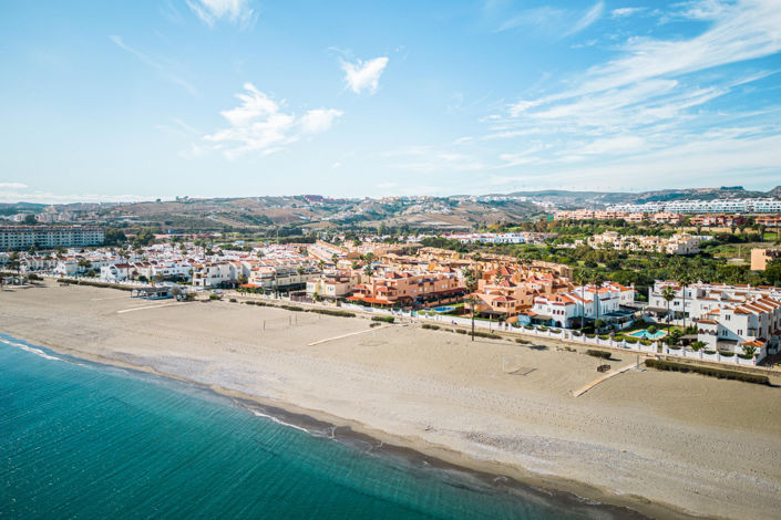 Image No.15-3 Bed Townhouse for sale