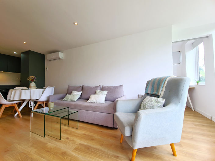 Image No.20-2 Bed Apartment for sale