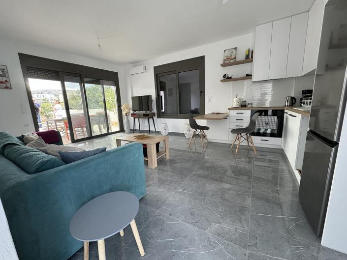 Image No.2-3 Bed Villa / Detached for sale