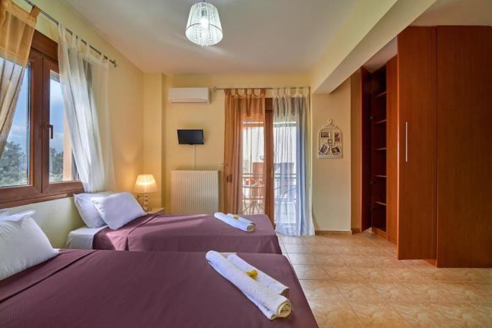 Image No.10-6 Bed Villa for sale