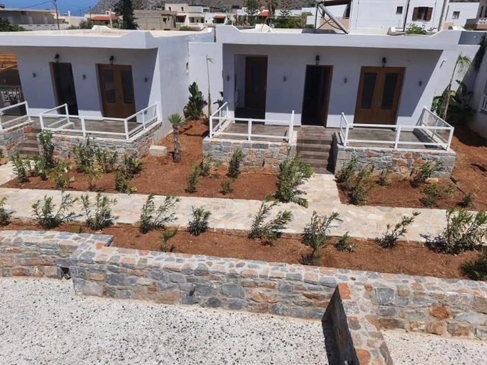 Image No.2-Un hôtel de 20 chambres à vendre à Milatos