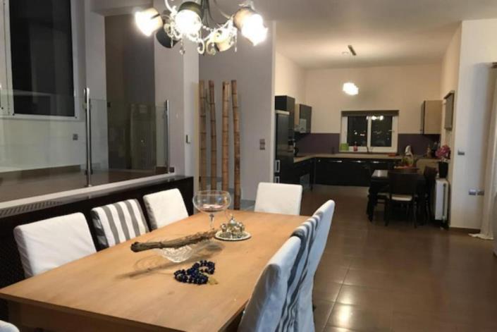 Image No.23-Villa / Détaché de 7 chambres à vendre à Adele