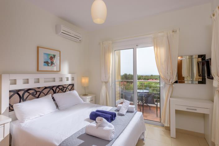 Image No.16-2 Bed Villa for sale