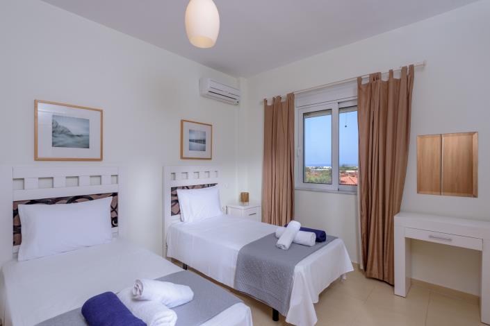 Image No.22-3 Bed Villa for sale