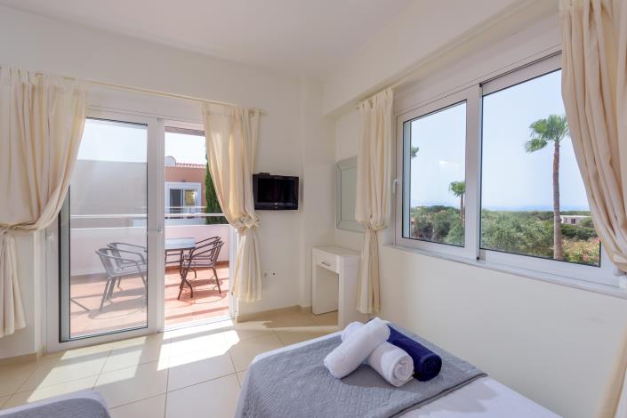 Image No.19-2 Bed Villa for sale