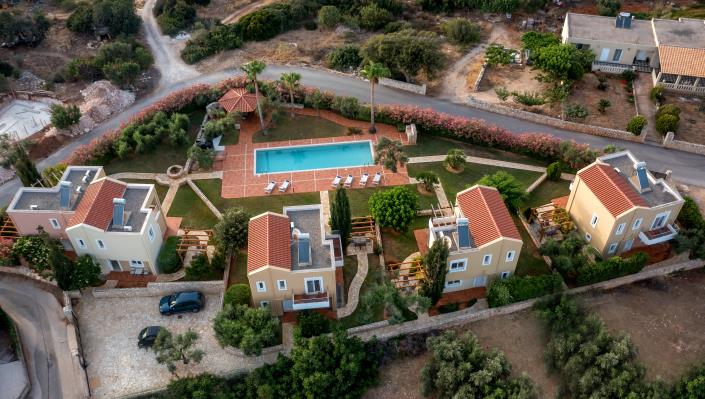 Image No.57-2 Bed Villa for sale