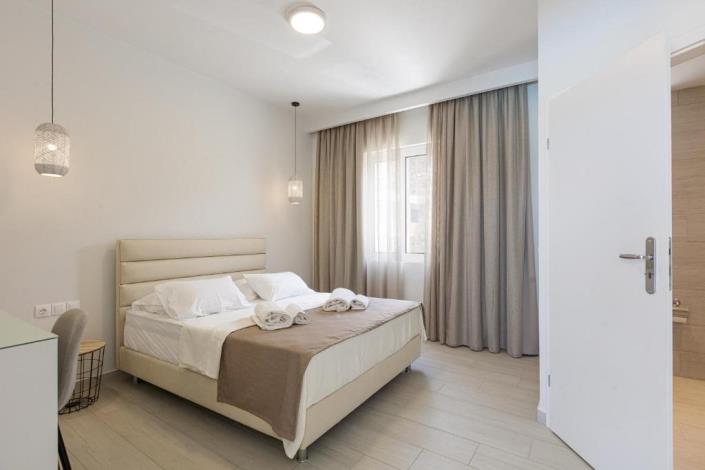 Image No.28-2 Bed Villa for sale