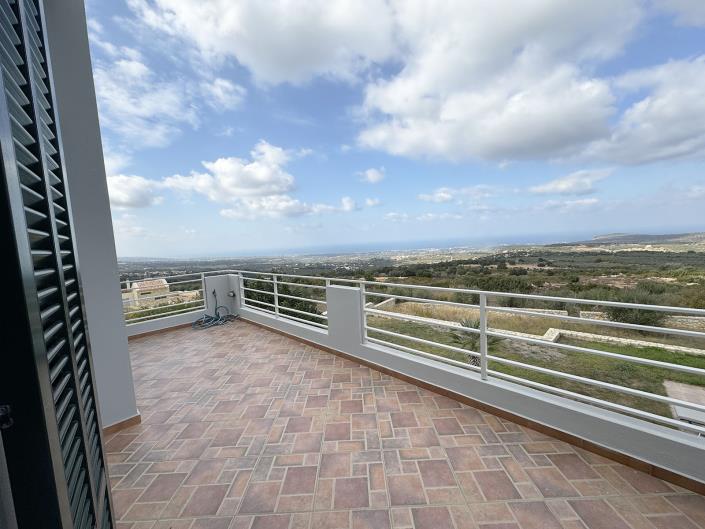 Image No.21-3 Bed Villa / Detached for sale