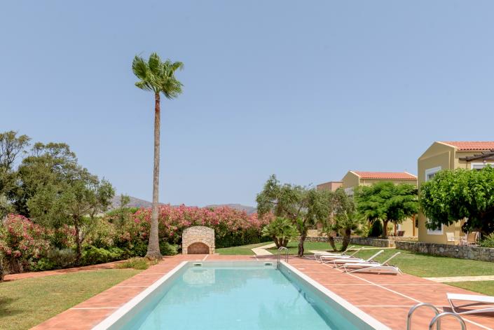 Image No.30-2 Bed Maisonette for sale