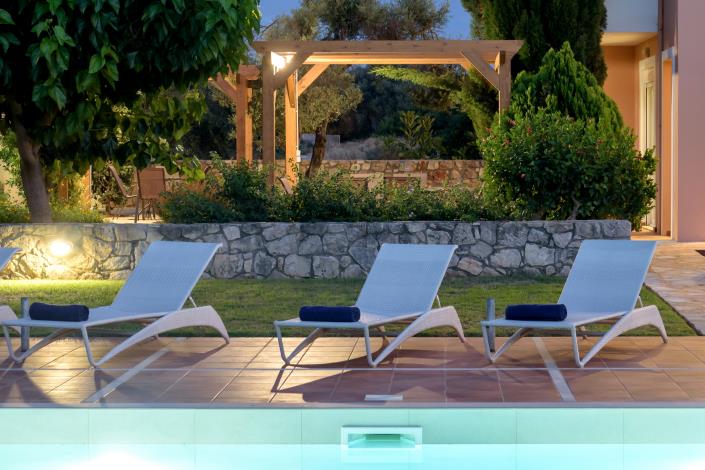 Image No.47-2 Bed Maisonette for sale