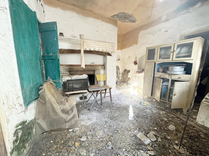 Image No.5-4 Bed Country House for sale