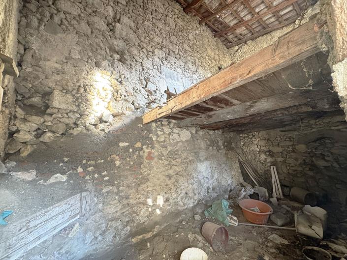 Image No.16-4 Bed Country House for sale