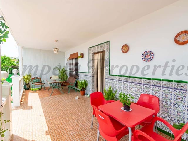 Image No.3-4 Bed Villa for sale