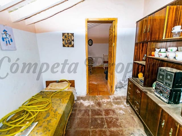 Image No.9-3 Bed Apartment for sale