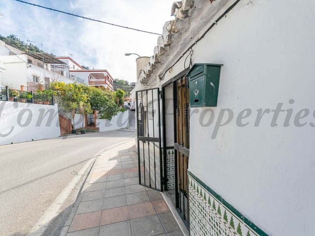 Image No.35-3 Bed Townhouse for sale