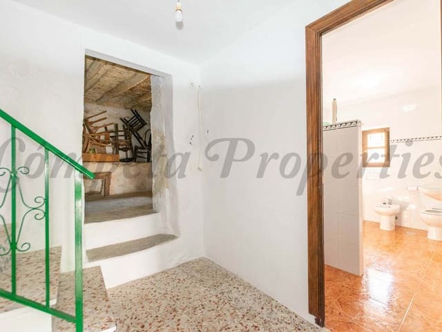 Image No.9-5 Bed Townhouse for sale