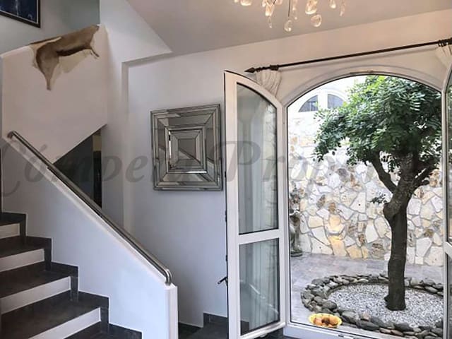 Image No.20-Finca de 4 chambres à vendre à Sayalonga