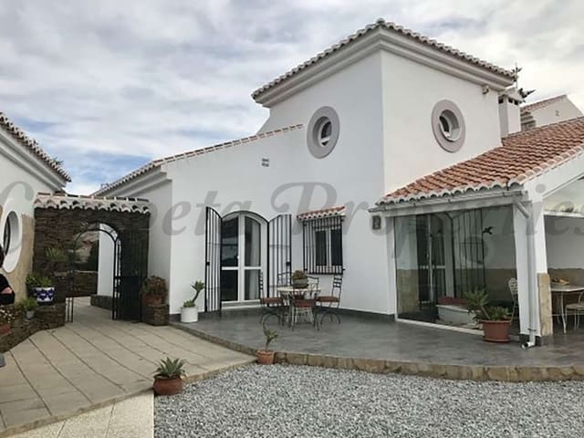 Image No.7-Finca de 4 chambres à vendre à Sayalonga