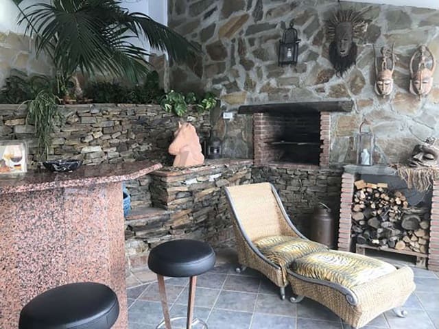 Image No.9-Finca de 4 chambres à vendre à Sayalonga