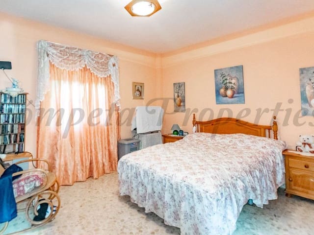 Image No.14-4 Bed Villa for sale