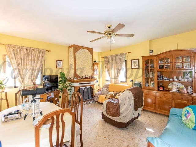 Image No.6-4 Bed Villa for sale