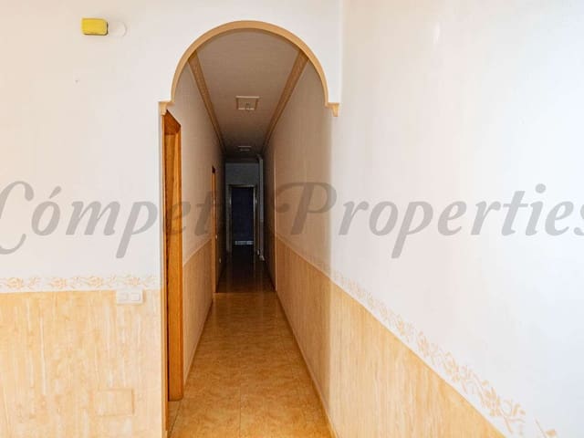 Image No.6-4 Bed Townhouse for sale