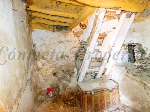 Image No.3-Maison de ville à vendre à Sayalonga