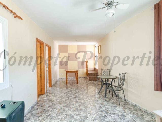 Image No.3-3 Bed Townhouse for sale