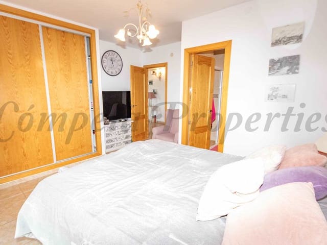 Image No.7-Finca de 4 chambres à vendre à Torrox