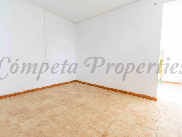 Image No.4-3 Bed Townhouse for sale