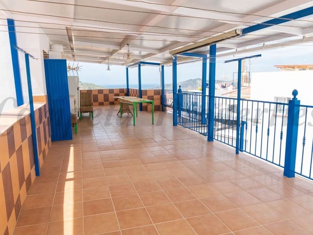 Image No.16-7 Bed Townhouse for sale