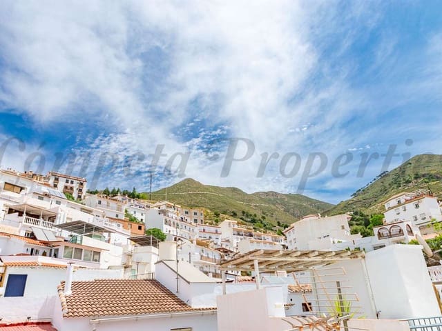 Image No.17-7 Bed Townhouse for sale