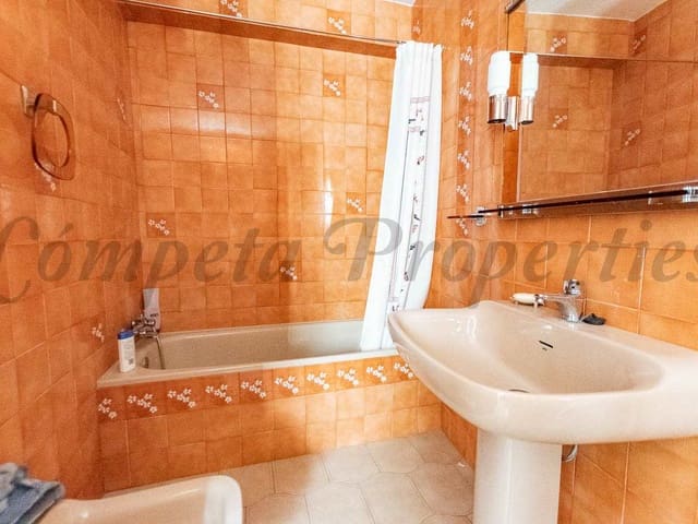 Image No.9-3 Bed Townhouse for sale