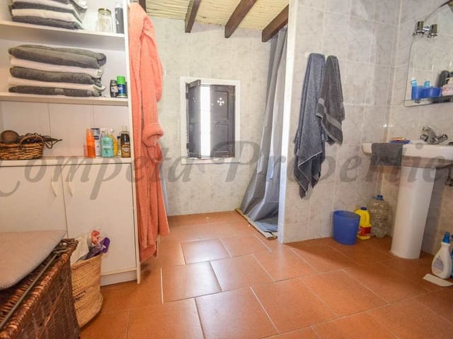 Image No.7-3 Bed Townhouse for sale