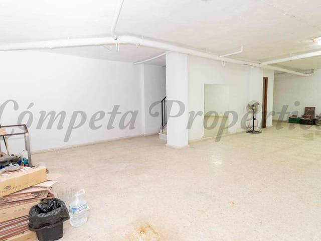 Image No.7-8 Bed Townhouse for sale