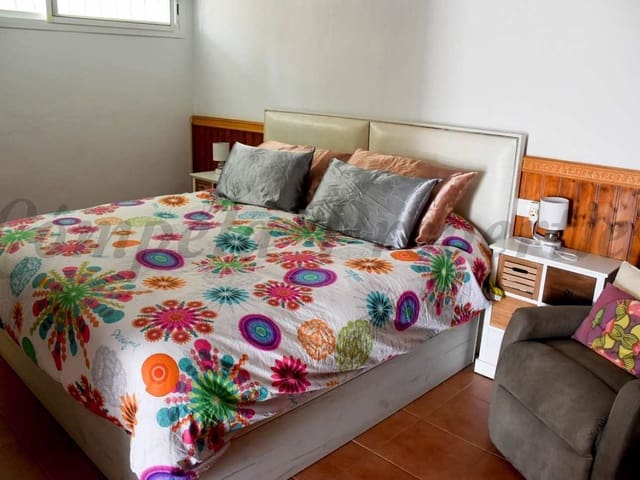 Image No.9-3 Bed Townhouse for sale