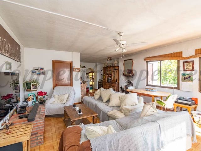 Image No.17-6 Bed Villa for sale