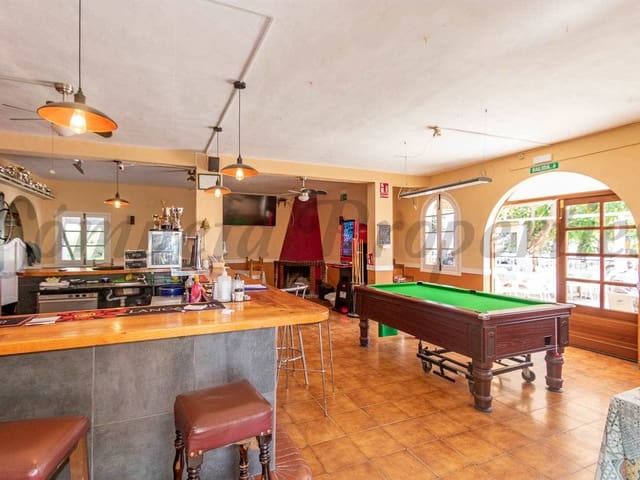 Image No.8-6 Bed Villa for sale