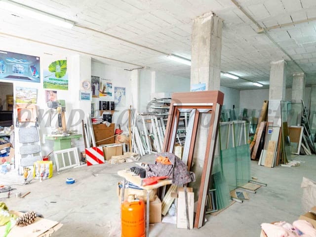 Image No.19-3 Bed Townhouse for sale