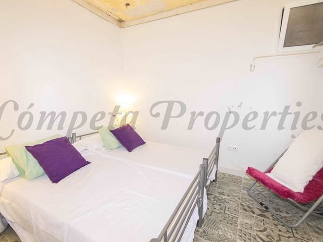 Image No.3-1 Bed Townhouse for sale