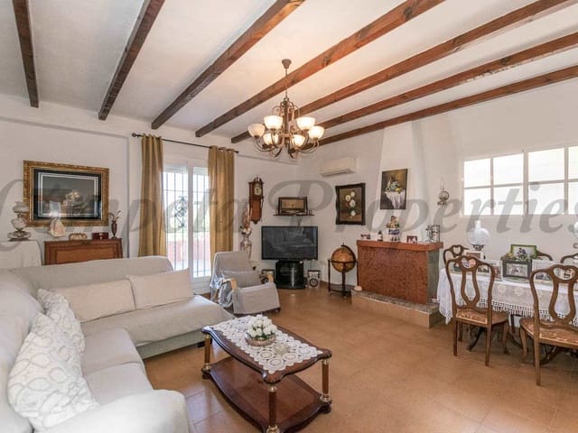 Image No.7-4 Bed Villa for sale