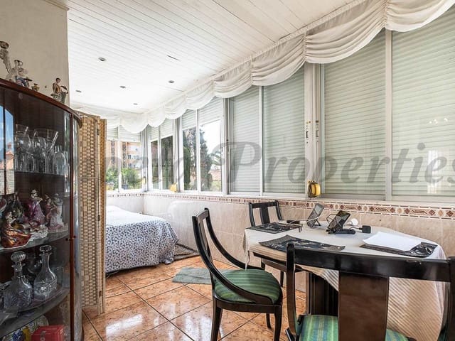 Image No.11-2 Bed Townhouse for sale