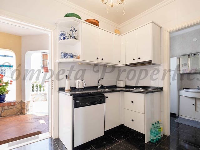 Image No.4-2 Bed Townhouse for sale